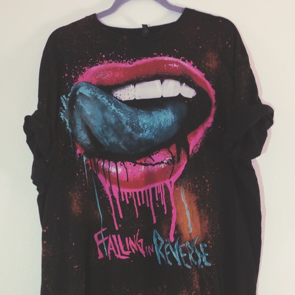 Tops - Falling in Reverse oversized bleached band tee XXL